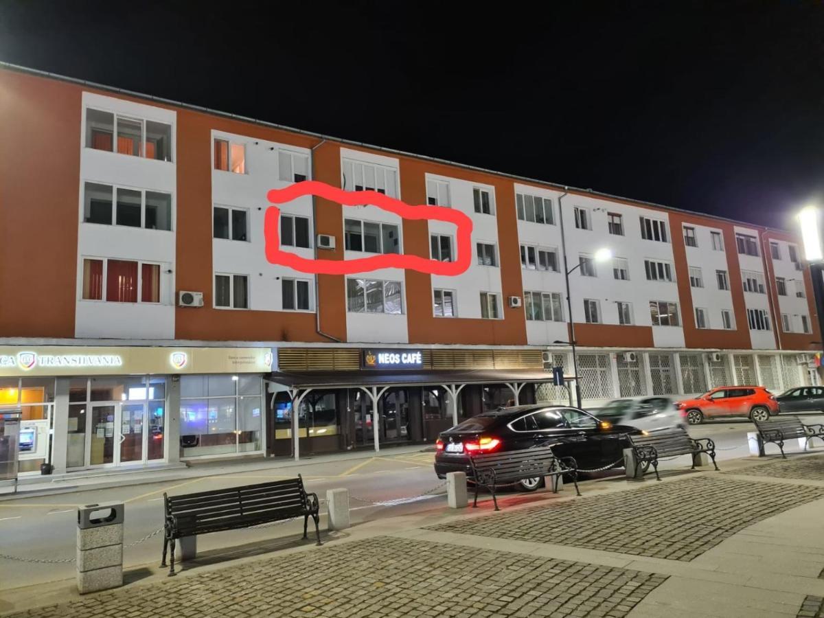 Apartament Ultra Central 1 Apartamento Hunedoara Exterior foto
